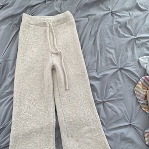 Pink Lily Cream Textured Knit Fabric